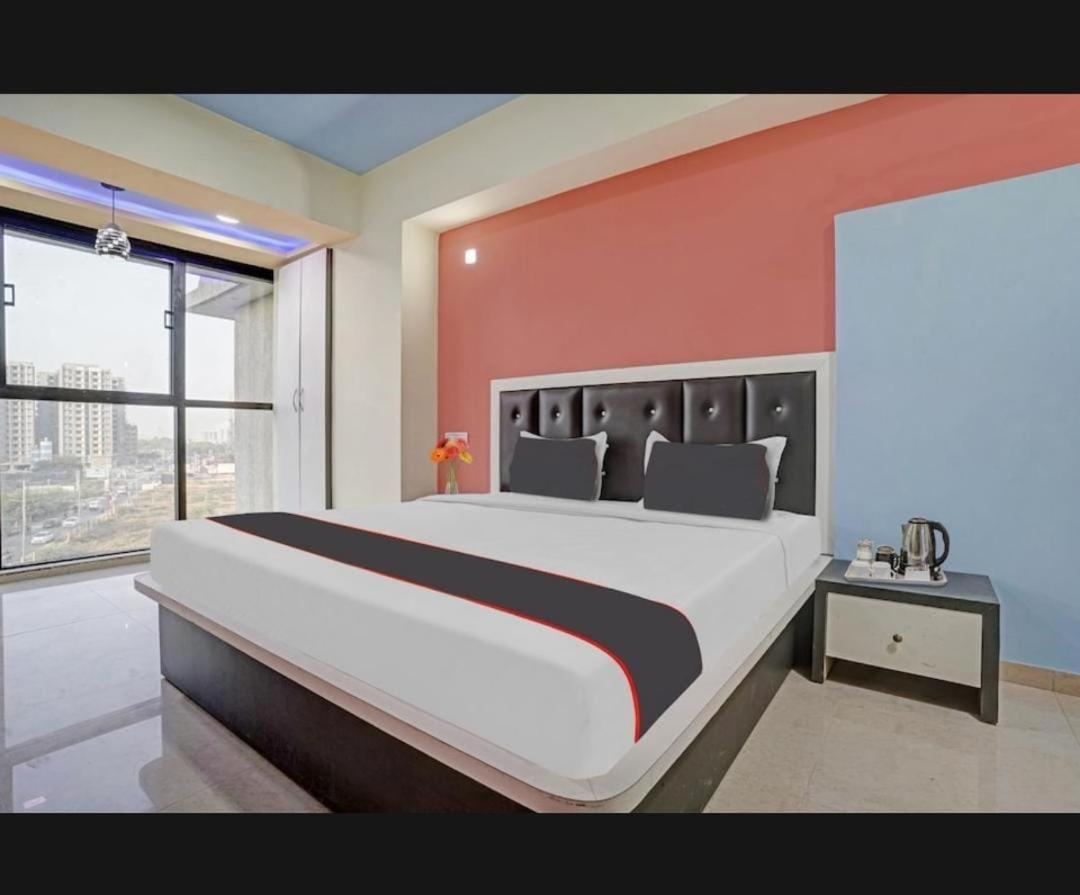 Hotel Ggc Inn Αχμπανταμπάντ Εξωτερικό φωτογραφία